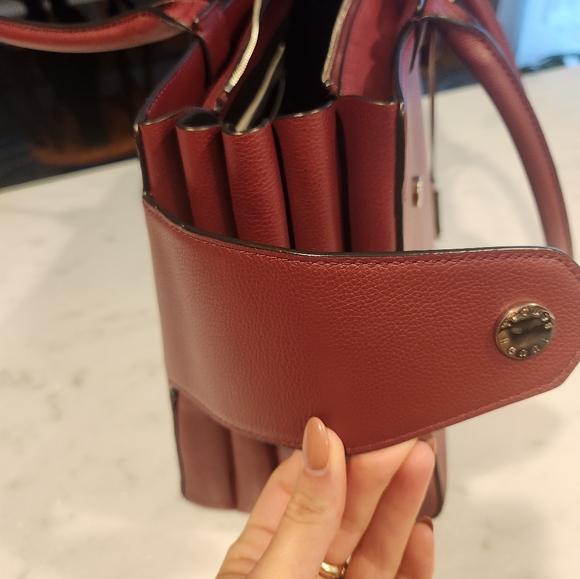Henri Bendel Ruge Burgundy Maroon Vibes! Top handle tote bag - Picture 9 of 16